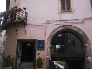 Del Teatro Otel Spello