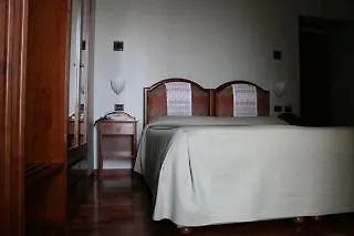 Del Teatro 호텔 3*